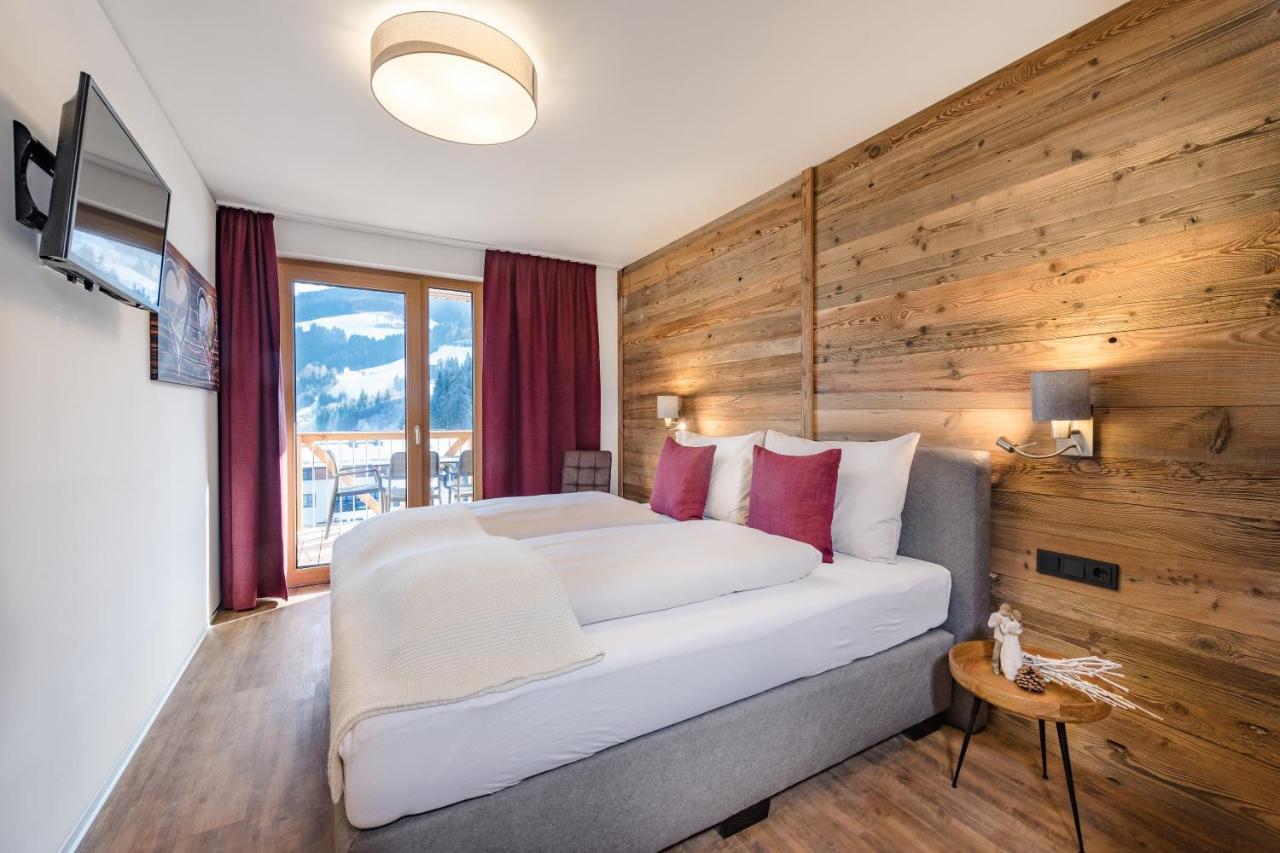 Alpenparks Hotel & Apartment Hochkoenig Mühlbach am Hochkönig エクステリア 写真